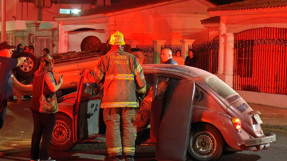 Accidente vial en San Benito, volcamiento_Manuel Velázquez (3)